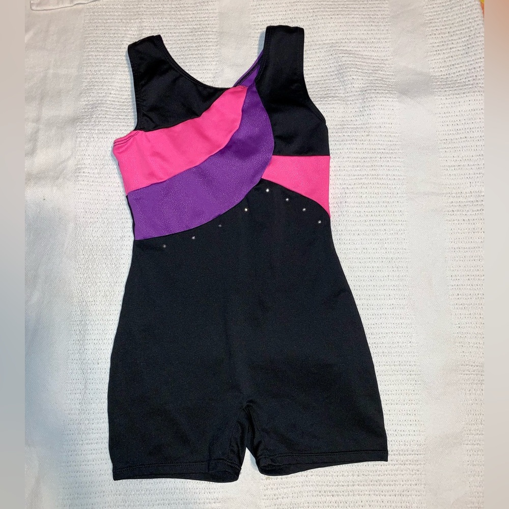 THREE Piece Girls Leotard with Shorts and Pants --- Size 6 / 6X
